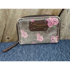 Juicy Couture Pink Bloom Brown Furget Me Not Faux Leather Change Purse Card Hold